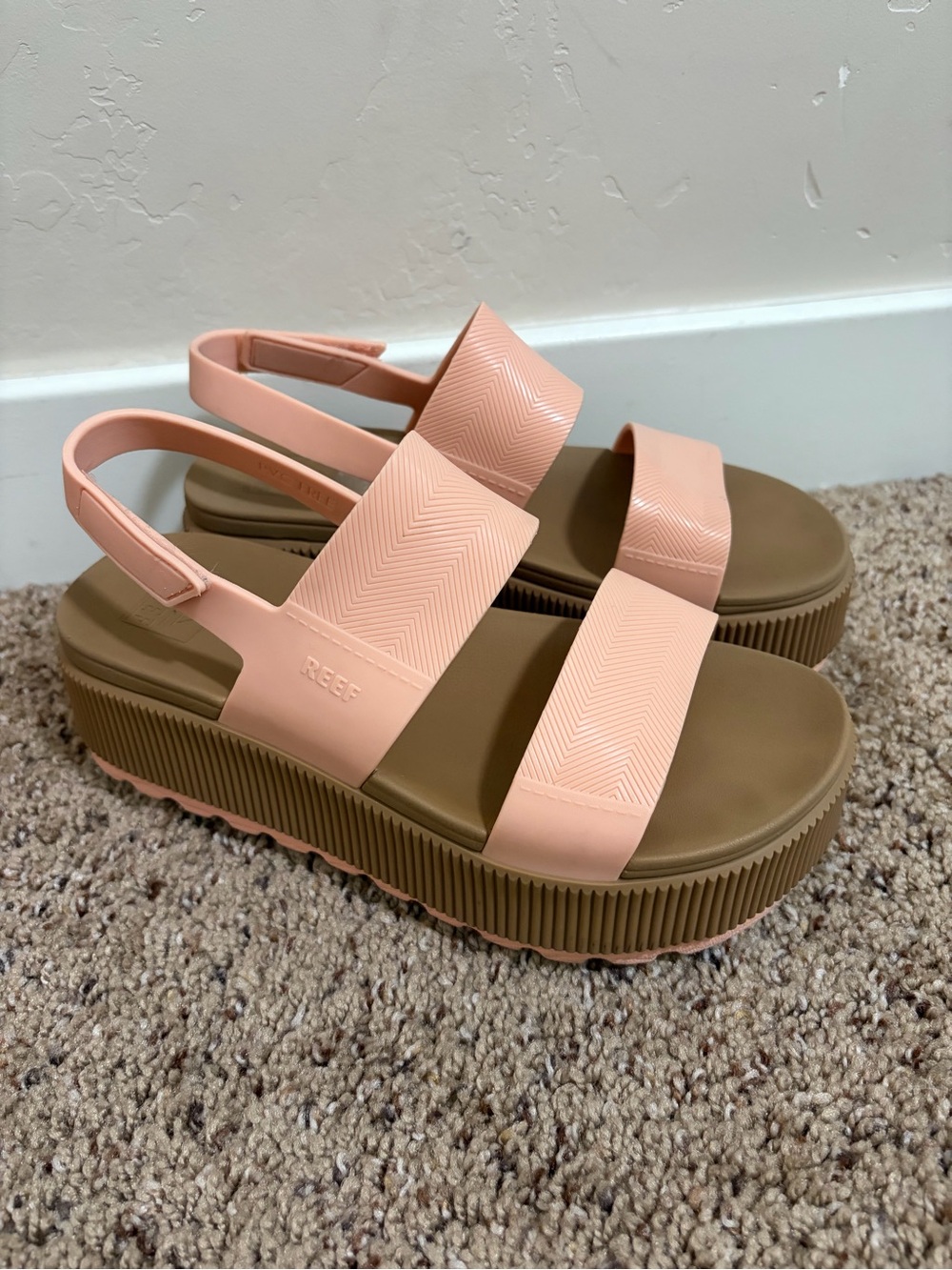 Reef Water Vista Higher Women's Platform Sandals Cloud Light Pink Size 6